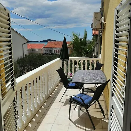 Apartment Broca