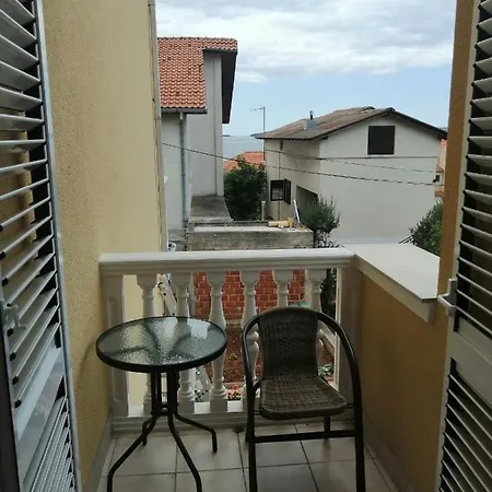 Broca Brodarica (Sibenik-Knin)