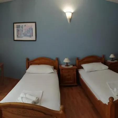 Broca Brodarica (Sibenik-Knin)