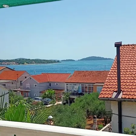 Apartment Broca