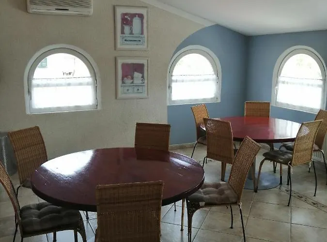 Broca Brodarica (Sibenik-Knin)