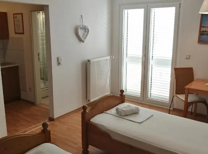 Broca Brodarica (Sibenik-Knin)